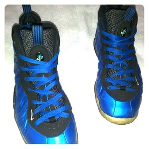 Nike little Posite Youth size7